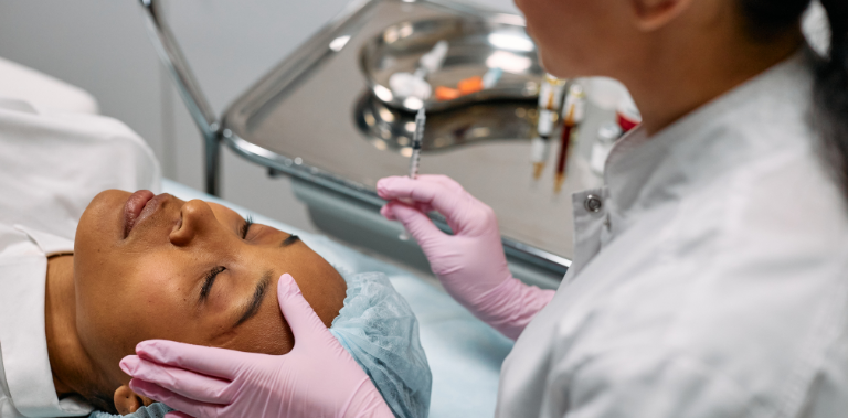 Best dermatologist in North Delhi 