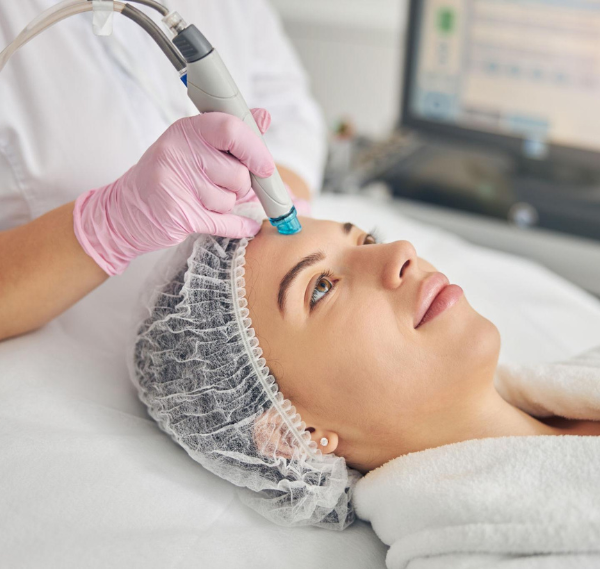 Aesthetic Dermatology Treatments for Acne, Pigmentation & Dull Skin